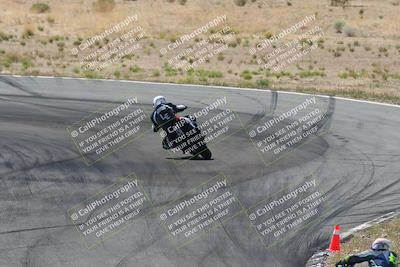 media/Apr-20-2025-AHRMA (Sun) [[393a79c373]]/Race/Group 3/Turn 4b/